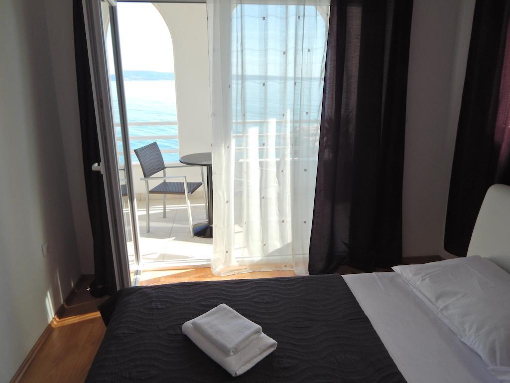 Sea Star Apartments Подстрана Экстерьер фото