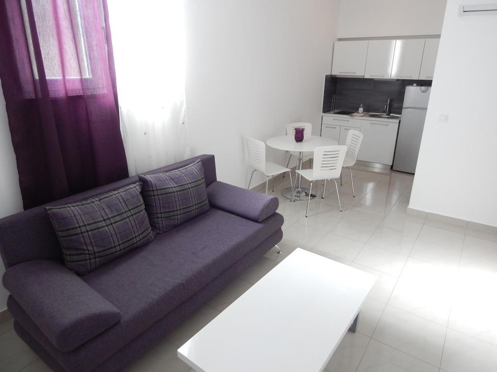 Sea Star Apartments Подстрана Номер фото