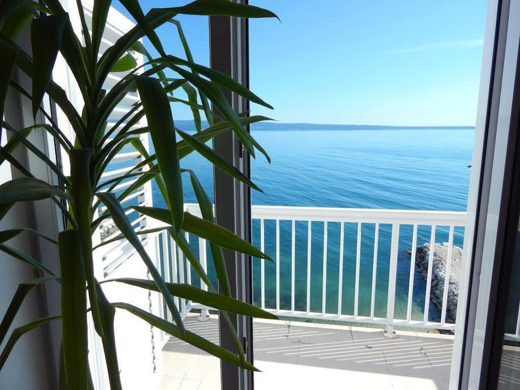 Sea Star Apartments Подстрана Экстерьер фото