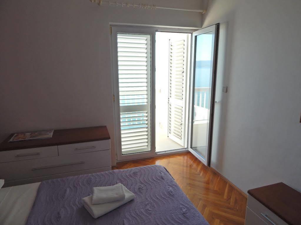 Sea Star Apartments Подстрана Экстерьер фото